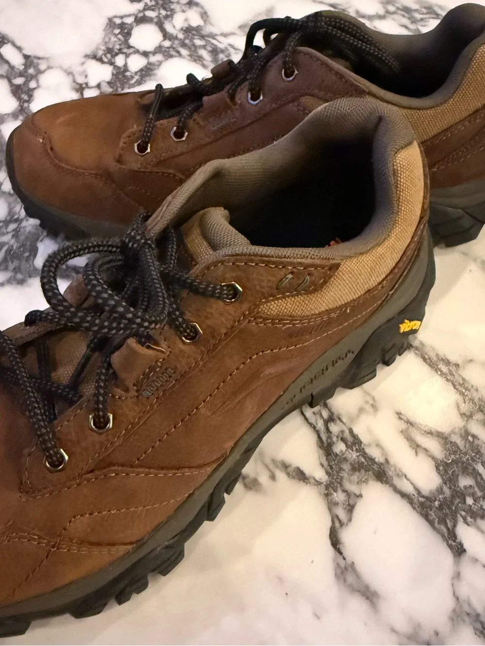 Merrell Moab Adventure Lace Waterproof Hiking Shoes Brown Men's Size 8.5